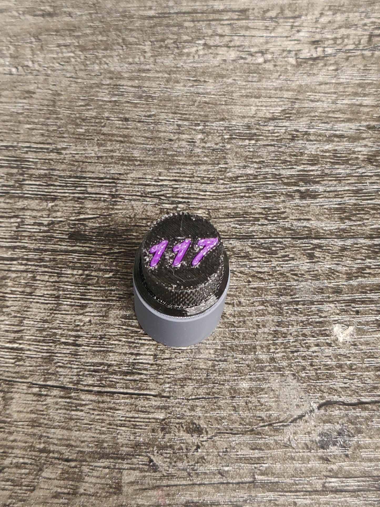"117" Seat bolt