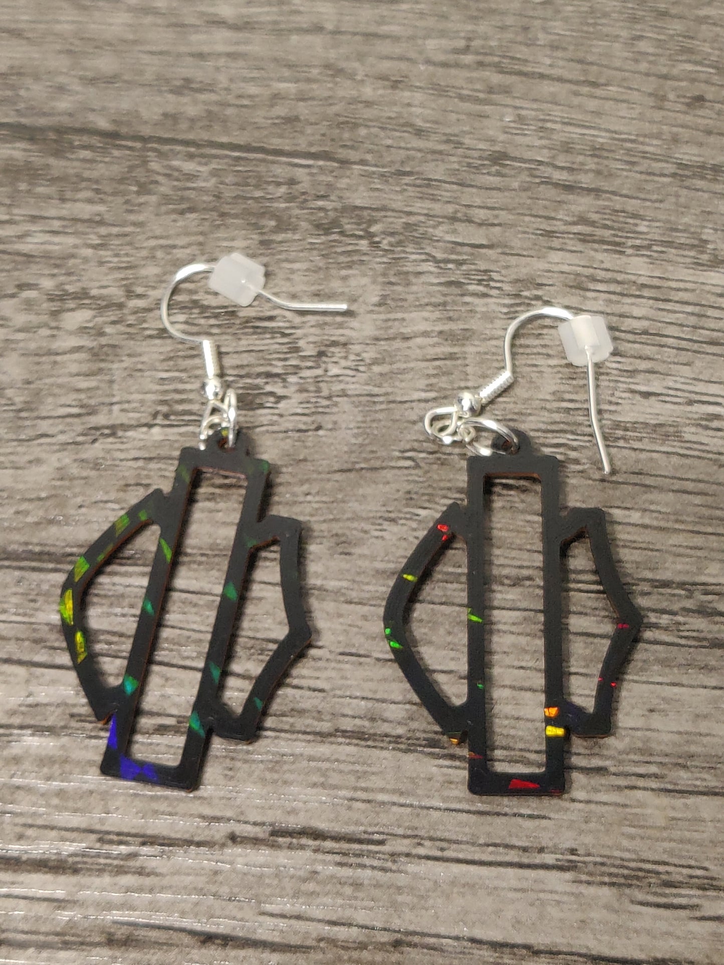 Bar & shield earings