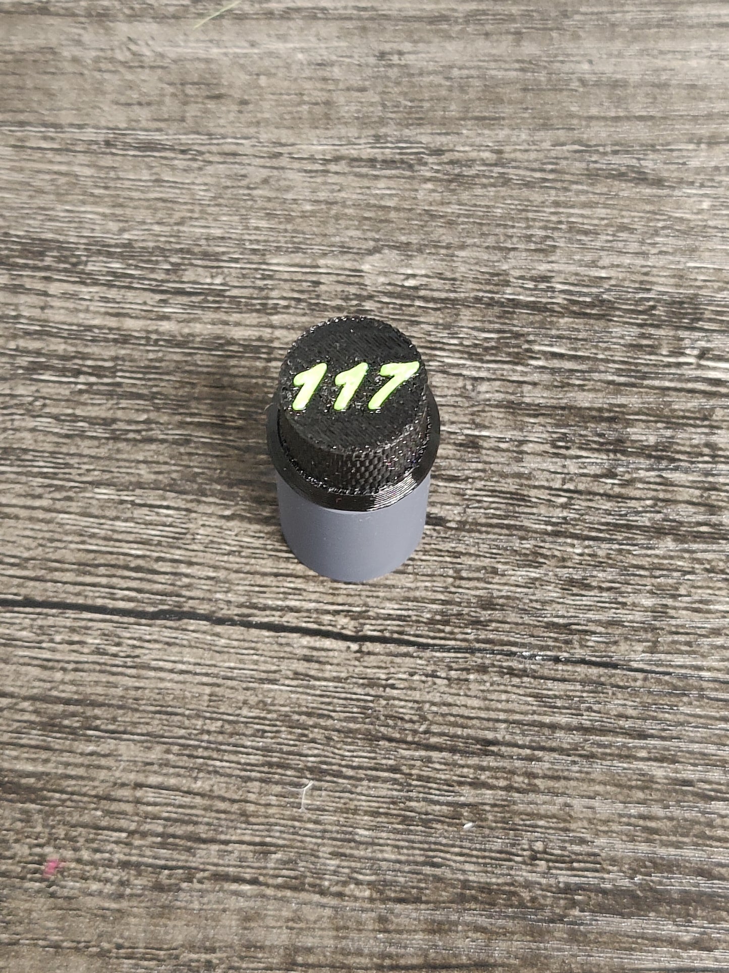 "117" Seat bolt