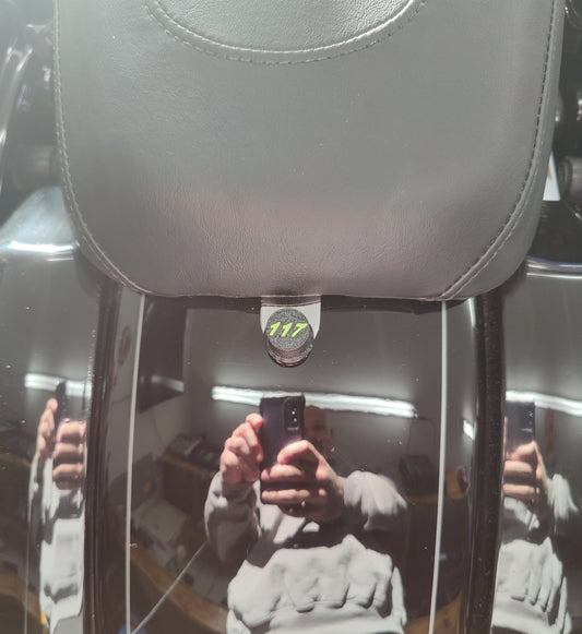 "117" Seat bolt