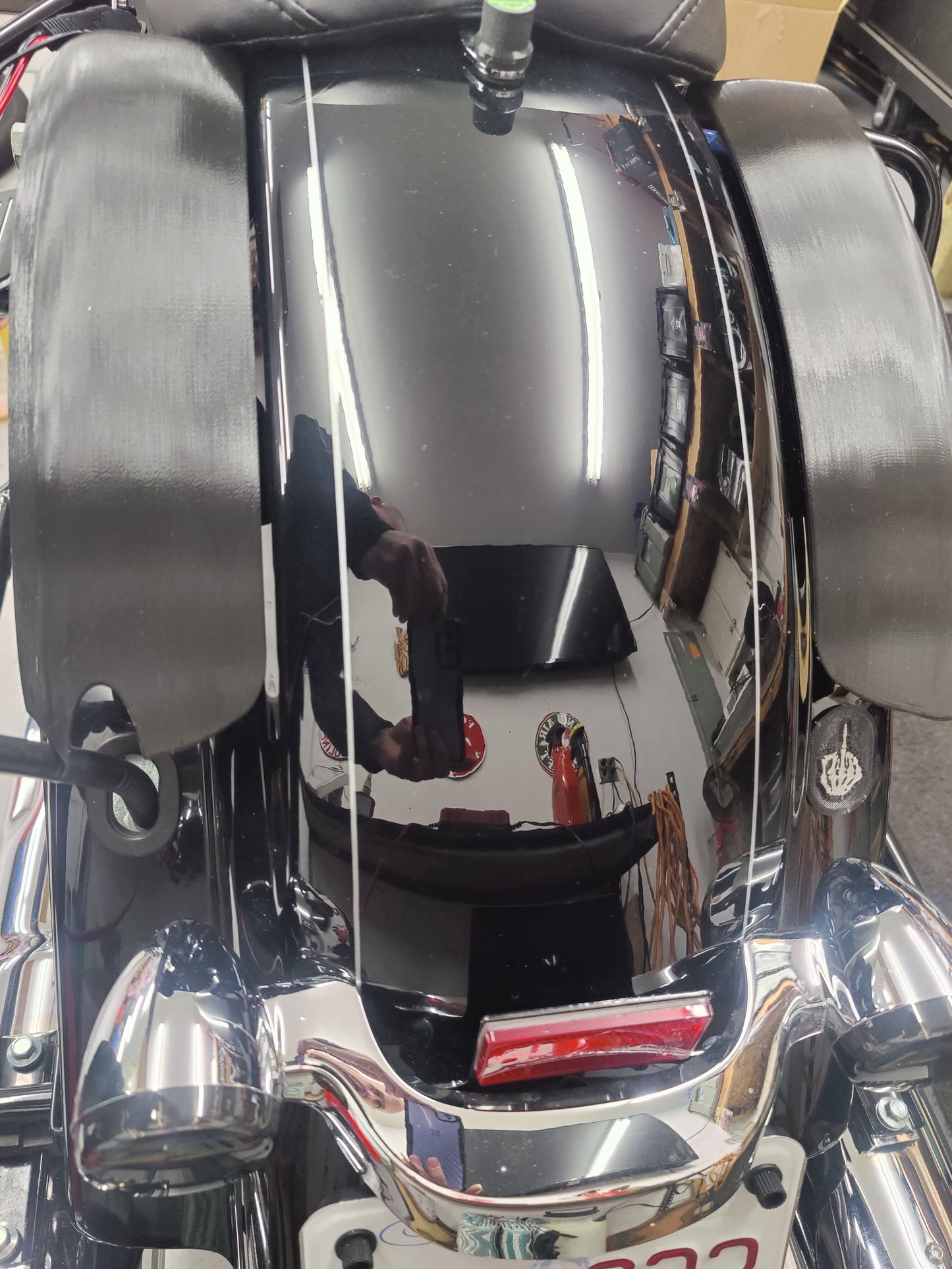 Harley quick connect covers 2009-2023 w/antenna cutout...