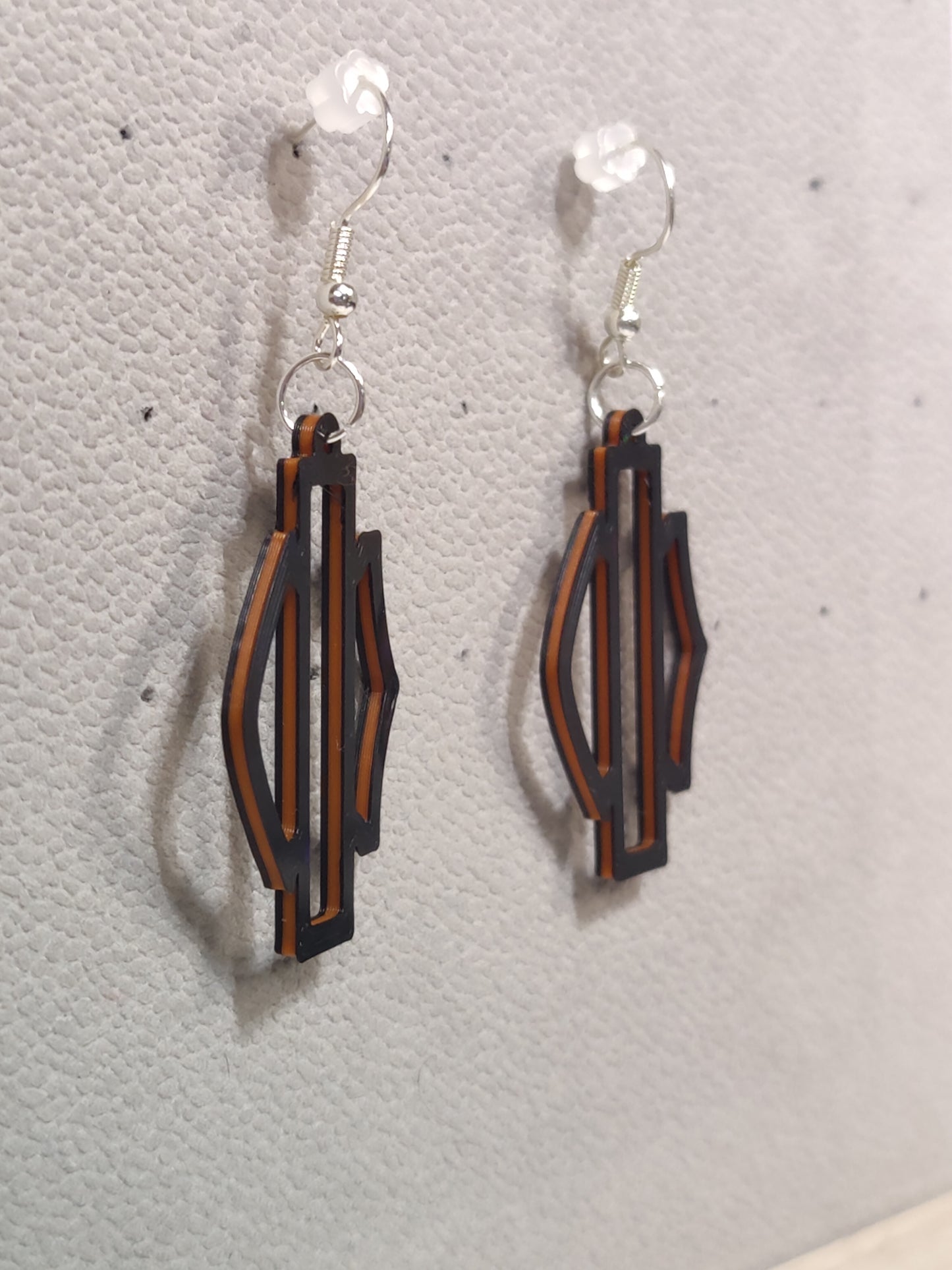 Bar & shield earings